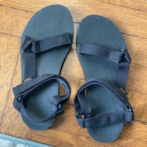 Original Universal Teva